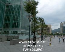 thTW1426.JPG
