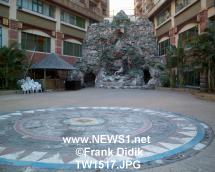 thTW1517.JPG
