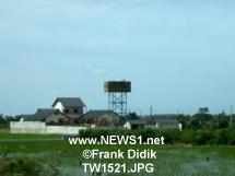 thTW1521.JPG